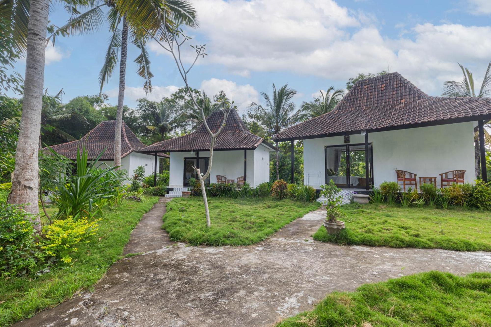 Radjes Bungalow Nusa Penida Sakti Экстерьер фото